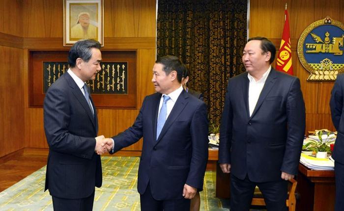 Mongolian President Meets With Chinese FM On Bilateral Ties