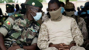 AU backs calls for Mali junta to hand over to civilian rule