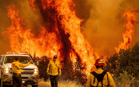 US: PresTrump to visit California as deadly wildfires rage
