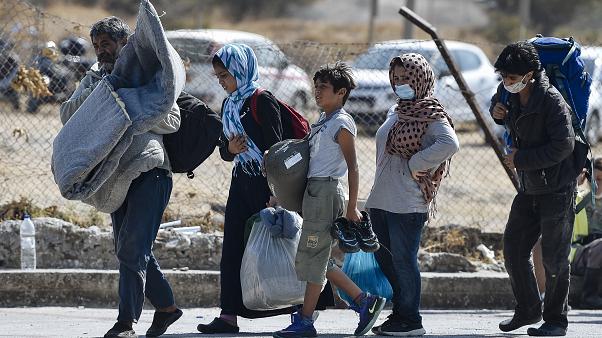 Germany plans to take 1,500 refugees from Greek islands