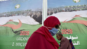 Algeria’s govt, protestors mobilize ahead of Nov 1 constitutional referendum
