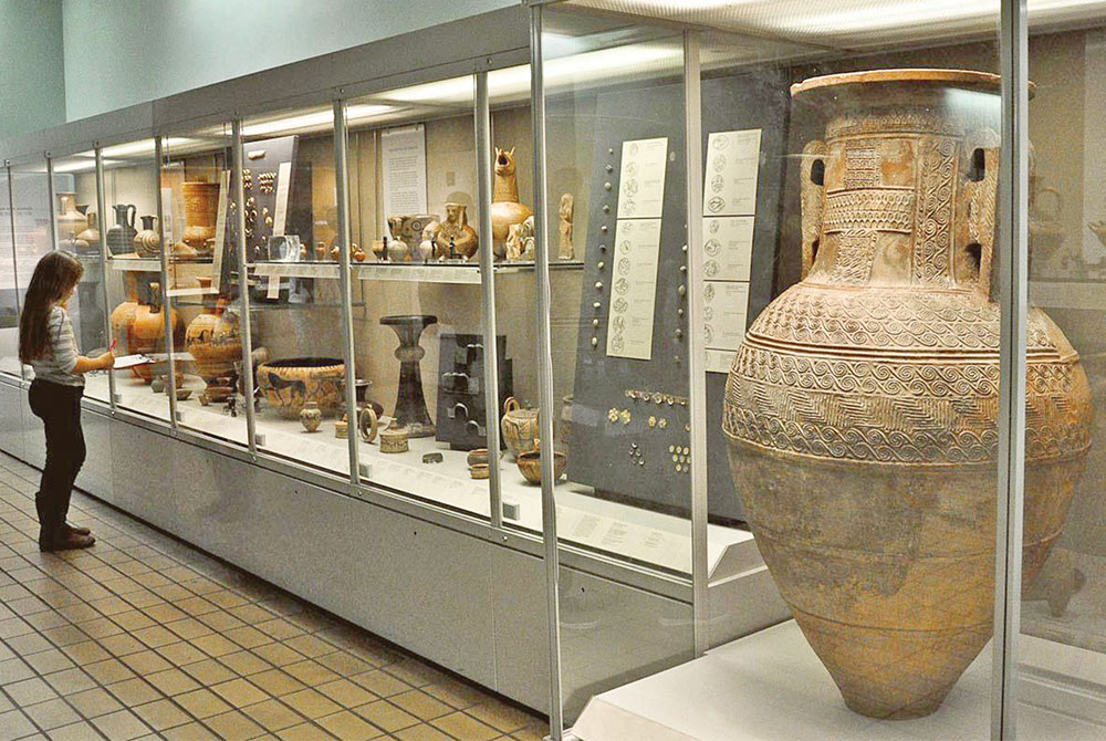 Iraq To Retrieve 5,000 Artefacts From Britain