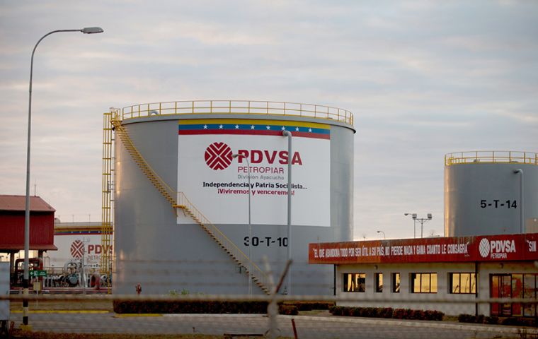 Venezuela resumes direct shipments of oil to China despite US sanctions