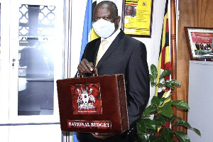 Uganda: Government hit by cash crisis, scraps staff allowances