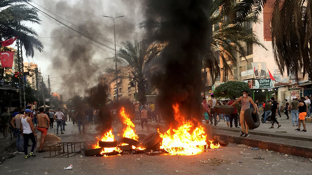 102 Injured As Protests Turn Violent In Lebanon’s Tripoli