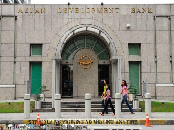 ADB Sells 4.5-Billion-USD Five-Year Global Benchmark Bond