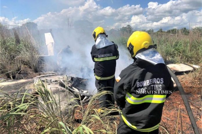 Plane carrying Brazilian soccer players crashes, killing six