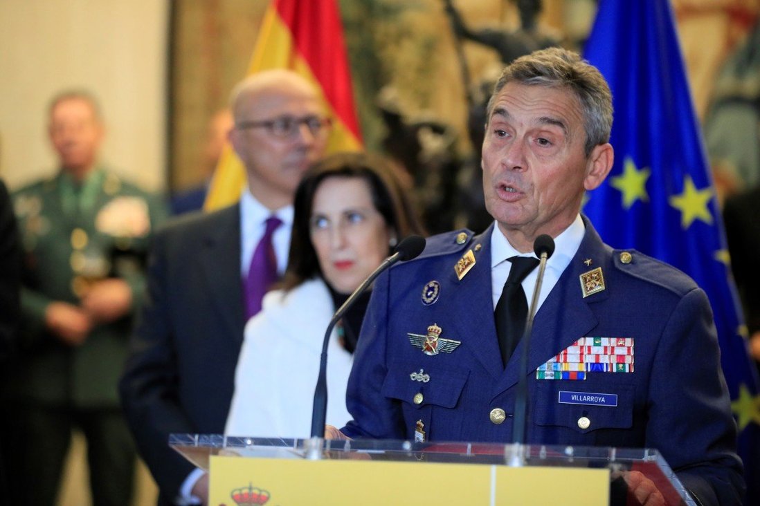 Covid-19: Top Spanish general resigns over allegations of vaccination queue-jumping