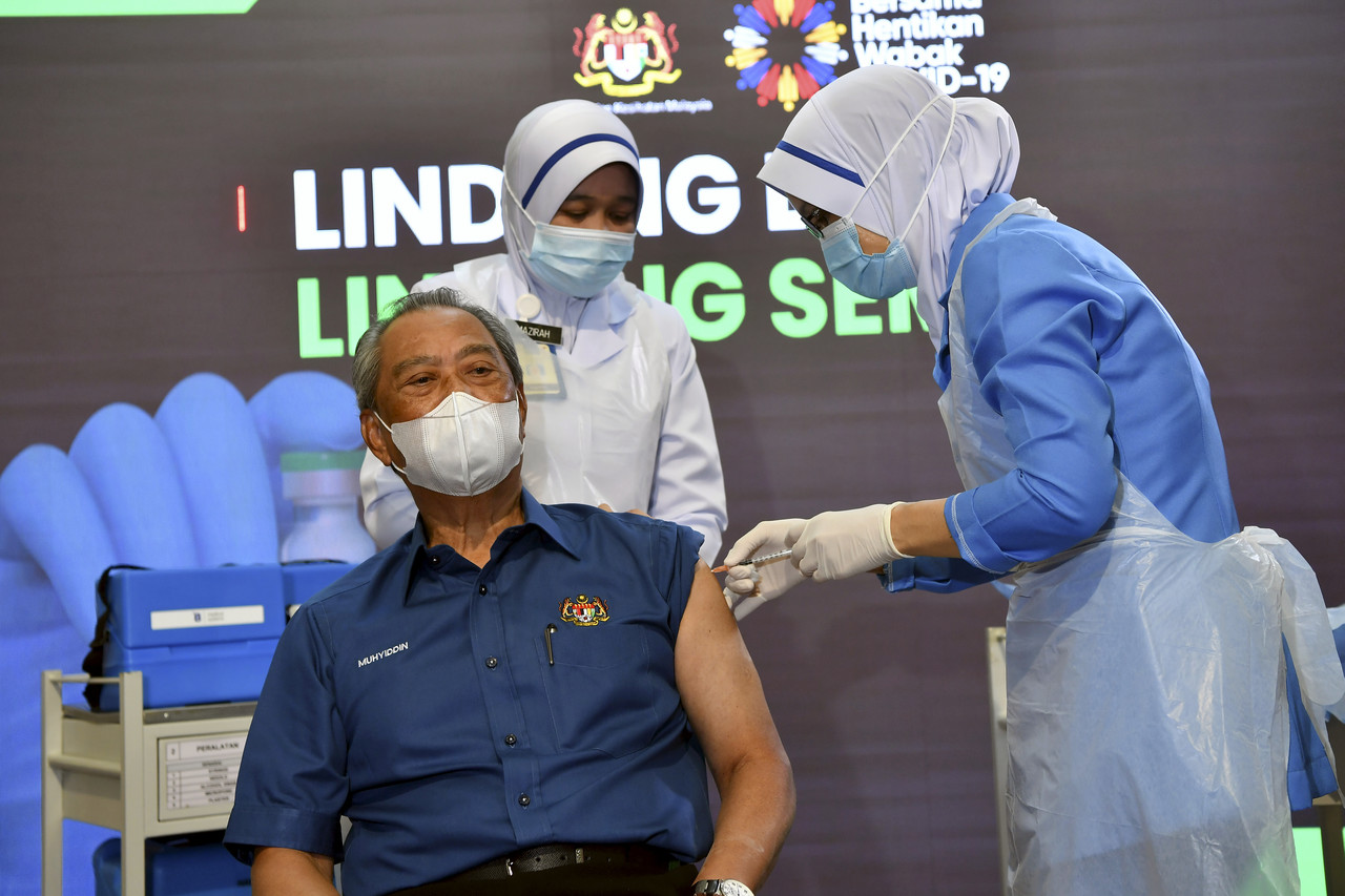 Number Registered For COVID-19 Vaccination In Malaysia Still Low – PM Muhyiddin