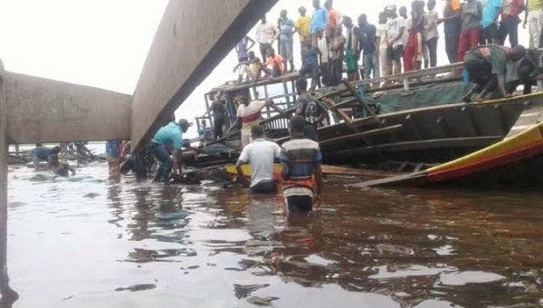 DR Congo: At least 60 people died after overloaded boat sank