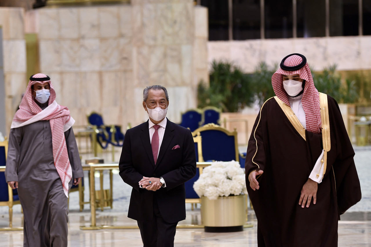 PM Muhyiddin Welcomed By Saudi Crown Prince On Arrival In Riyadh