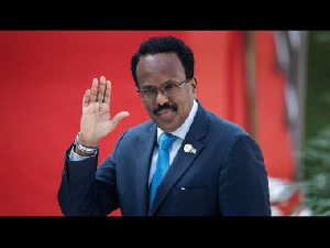 Somalia’s president signs controversial two-year mandate extension