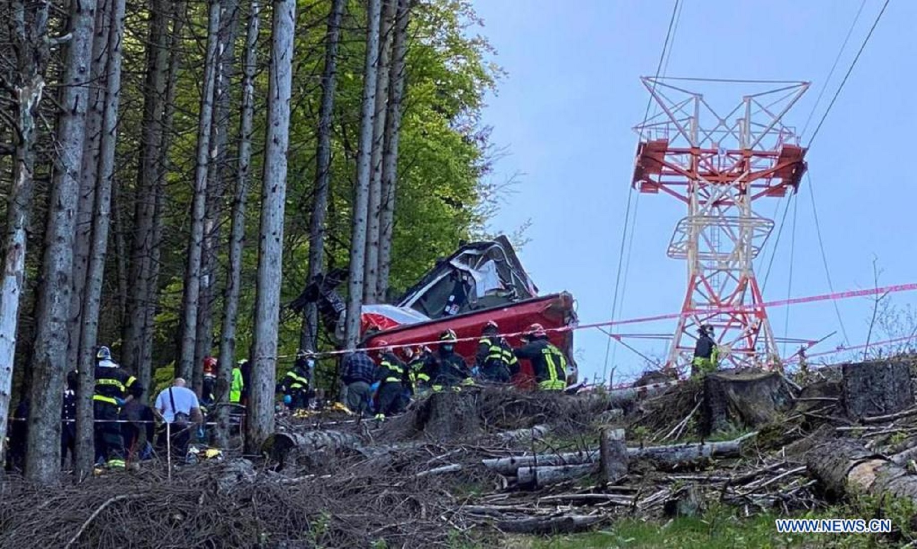 Death Toll From Italy Cable Car Crash Rises To 13
