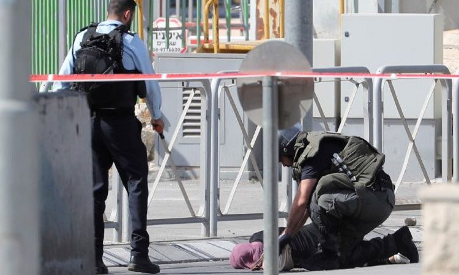 Palestinian Woman Shot Dead At West Bank Checkpoint By Israeli Civilian Guard