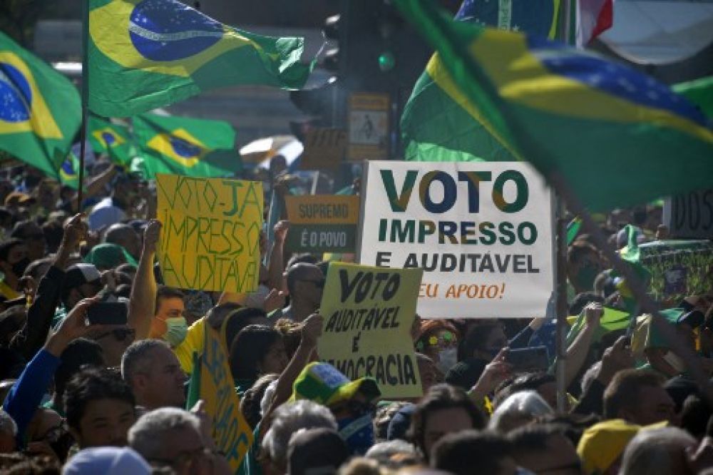 Thousands take part in pro-Bolsonaro demonstrations in Brazil; against electronic voting