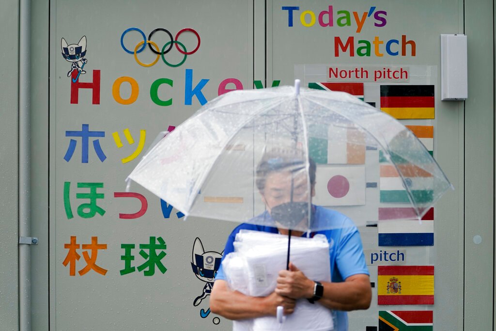 Tropical storm heading for Tokyo as Olympics draw to close