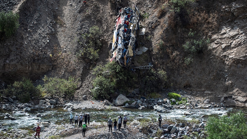 Thirty-two die as bus plunges off cliff in Peru