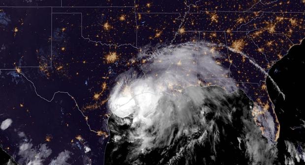 Flood, storm surge warnings as Hurricane Nicholas heads for Texas