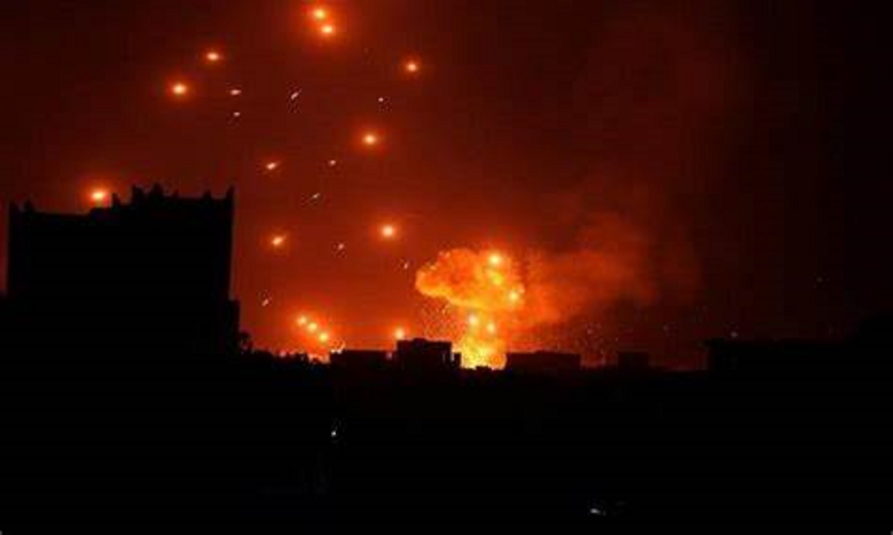 Saudi-Led Warplanes Continue Bombing Houthi-Controlled Sites In Yemen’s Marib