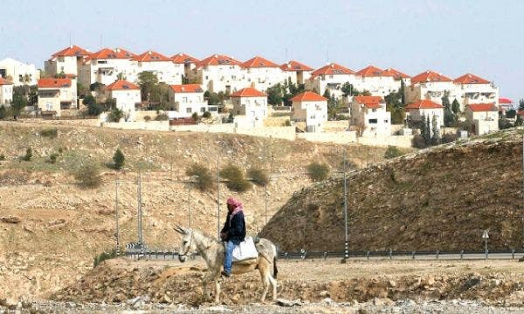 Israeli Regime Approves New Settler Homes In West Bank