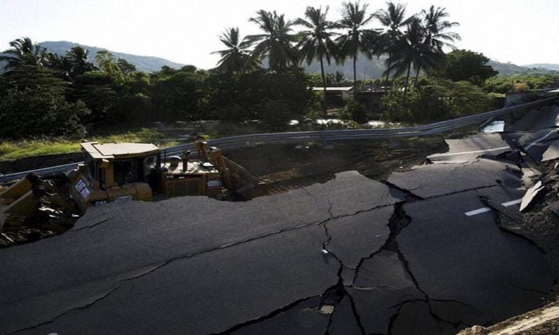 6.2 Magnitude Quake Strikes Western Indonesia, No Tsunami Alert Issued