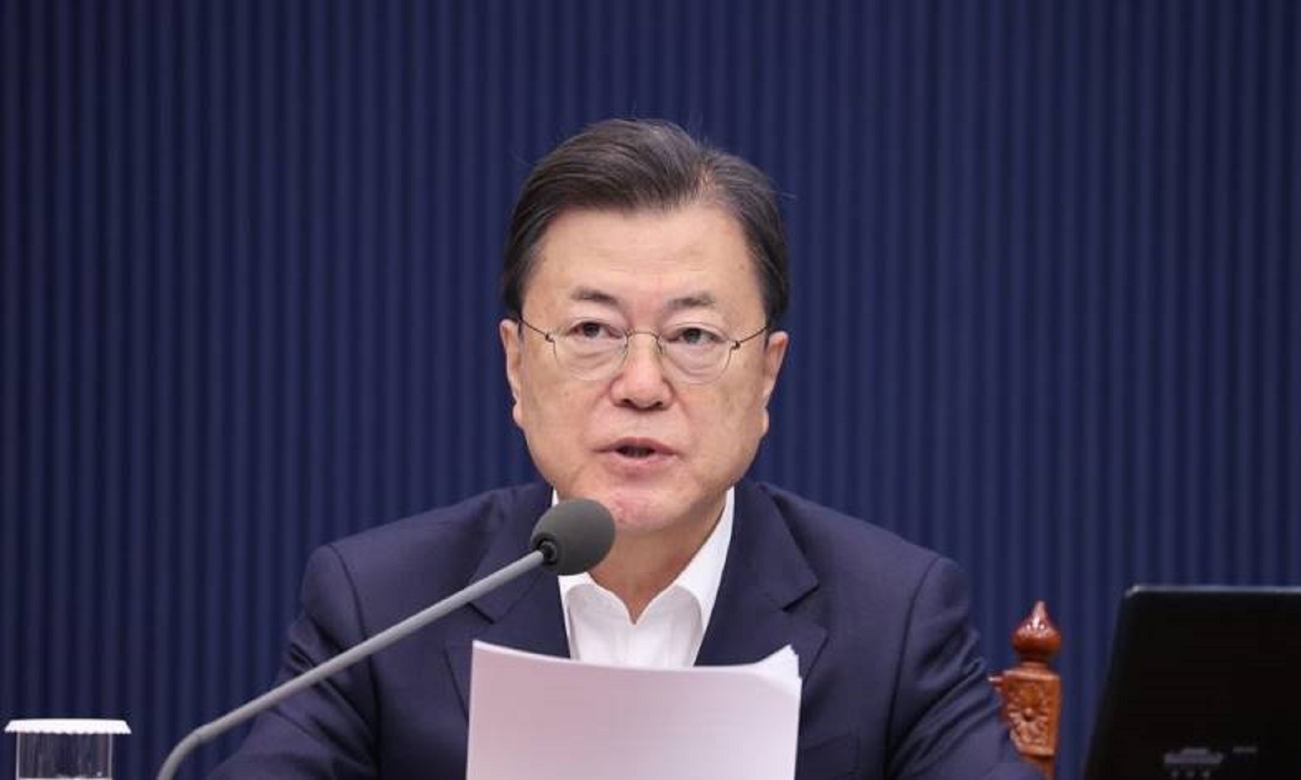 S.Korean President Urges Rapid Administration Of Booster Shots Against COVID-19