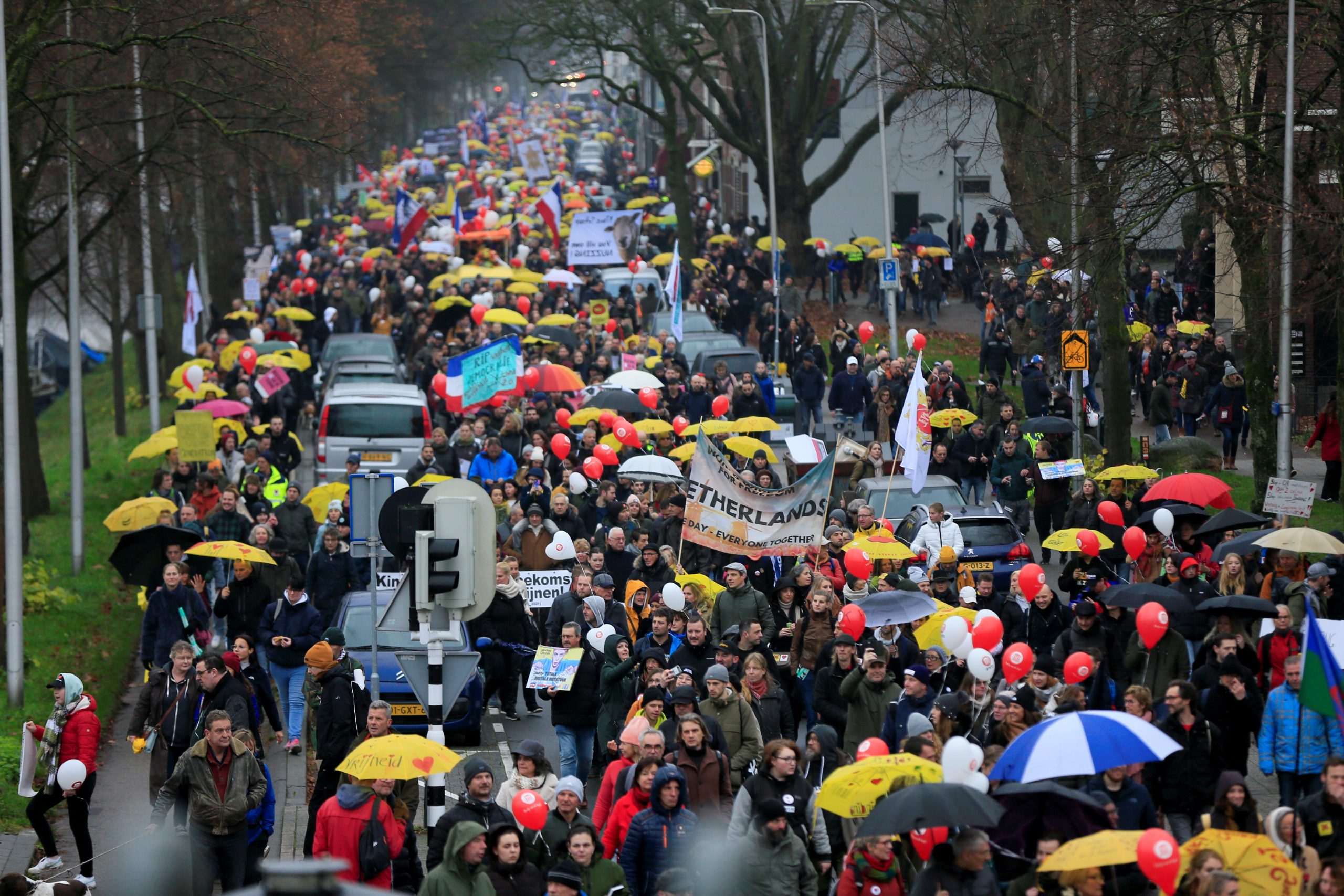Covid-19: Thousands march in Austria, Netherlands against coronavirus lockdown