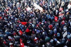Hundreds protests in Tunisia on anniversary of revolution