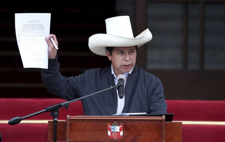 Parliament: Motion to vacate Peru’s presidency turned down