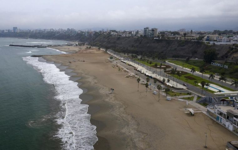 Covid-19: Peru closes all beaches for New Year’s celebrations to keep strains at bay