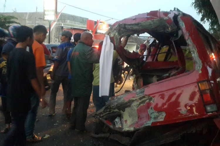 Four Killed In Train-Minivan Collision In Indonesia’s East Java