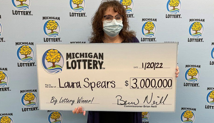 US woman finds $3m lottery ticket in junk email folder