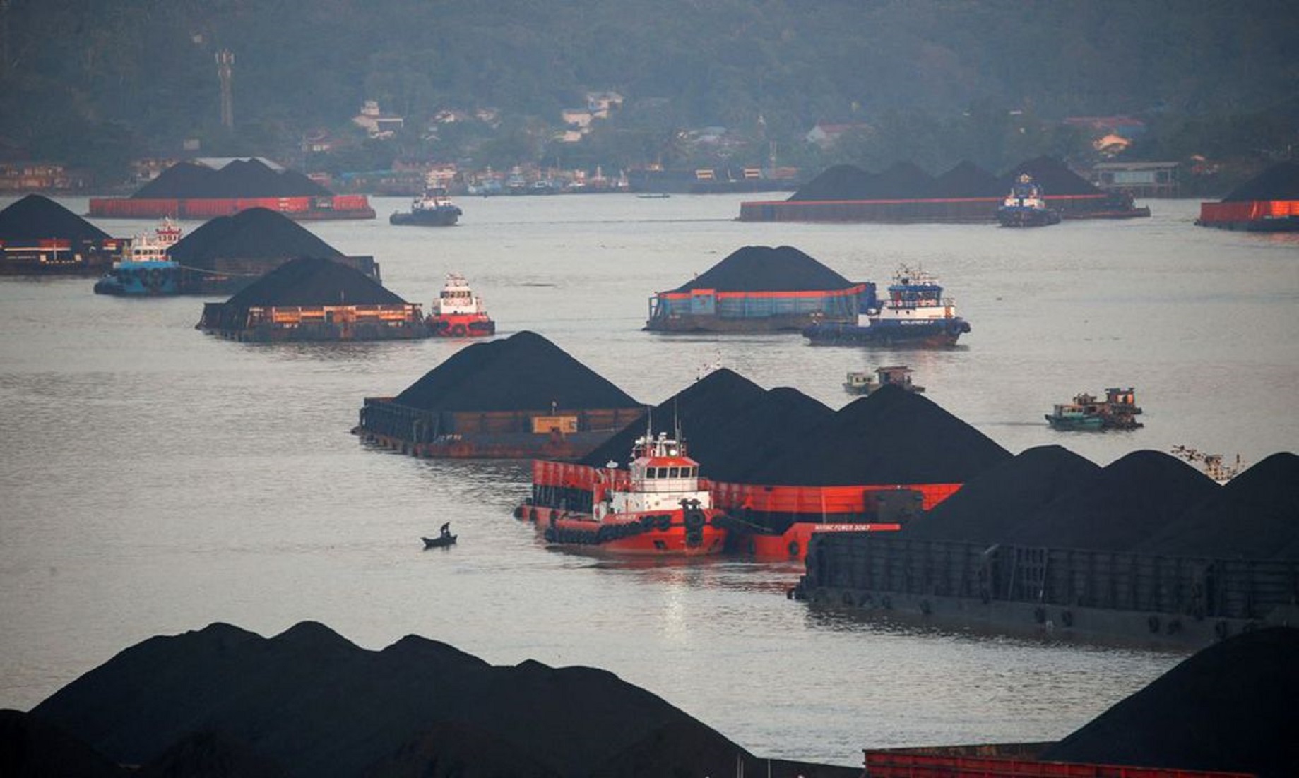 Indonesia To Lift Coal Export Ban In Phases