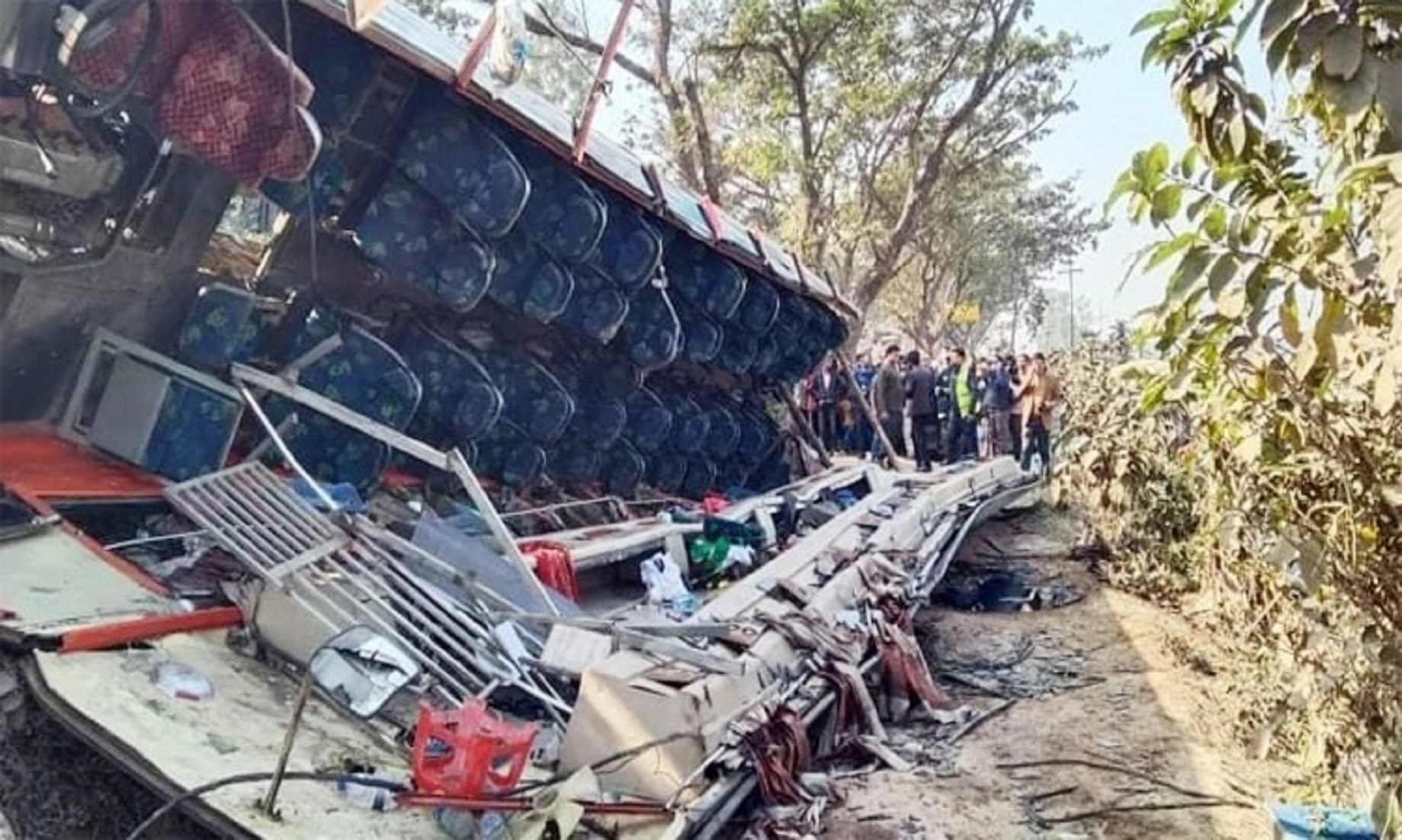 Four Killed, 15 Injured As Bus Overturns In S. Pakistan