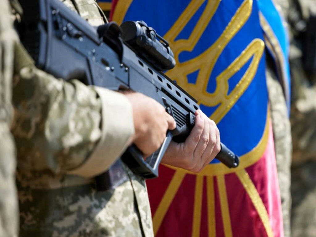 Ukrainian soldier killed on eve of Russia-NATO talks