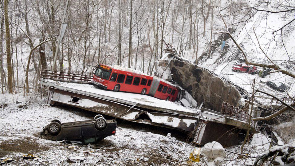 US: At collapsed bridge, Pres Biden envisions rebuilding America