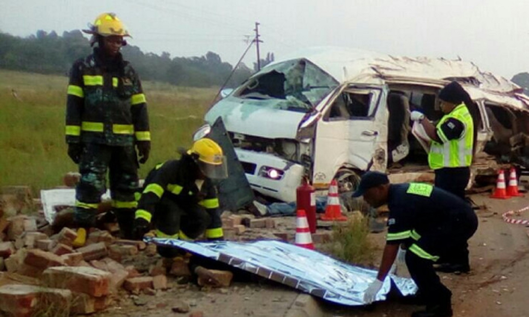 13 Dead, Three Seriously Injured In Vehicle Collision In Angola