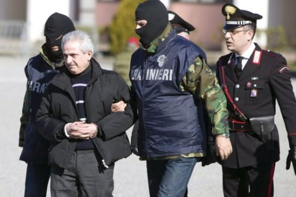 Italy: Mafia boss brought back after 20 years on the run