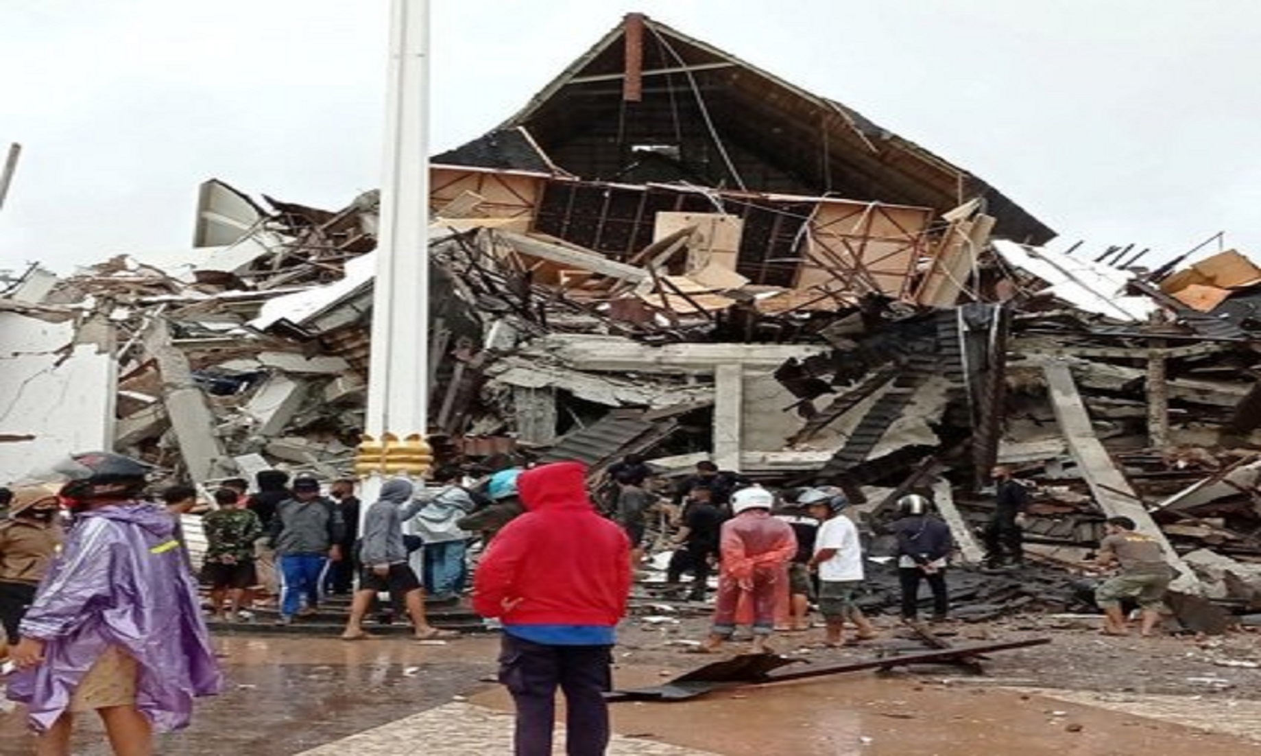 Update: Strong Quake Kills At Least Two In Western Indonesia