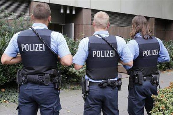 Russia-Ukraine conflict: German police want to stop pro-Russia right-wing extremists fighting in Ukraine