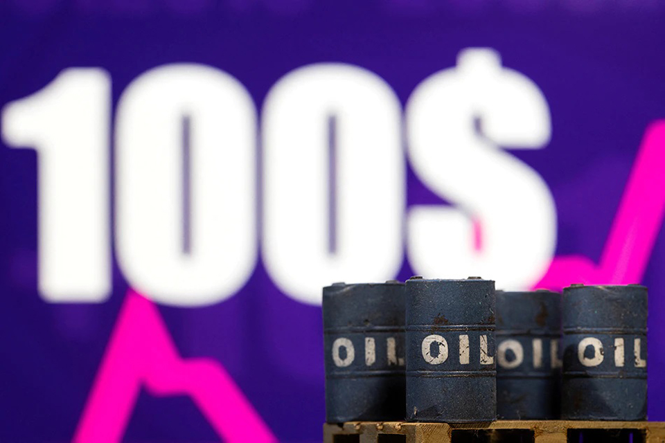 Russia-Ukraine crisis: Oil prices break $100 on Russian ‘military operation’ in Ukraine