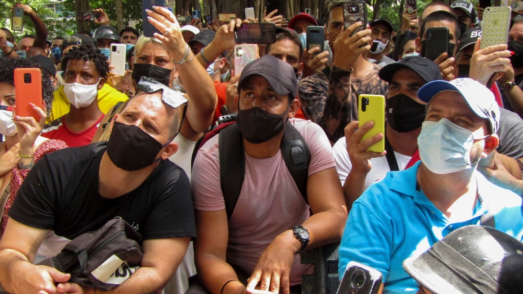 Cubans protest at Havana embassy as Panama tightens visa requirements