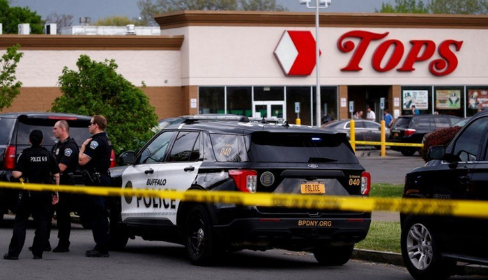 US shooting: Ten dead in ‘white supremacist’ attack at supermarket in New York State