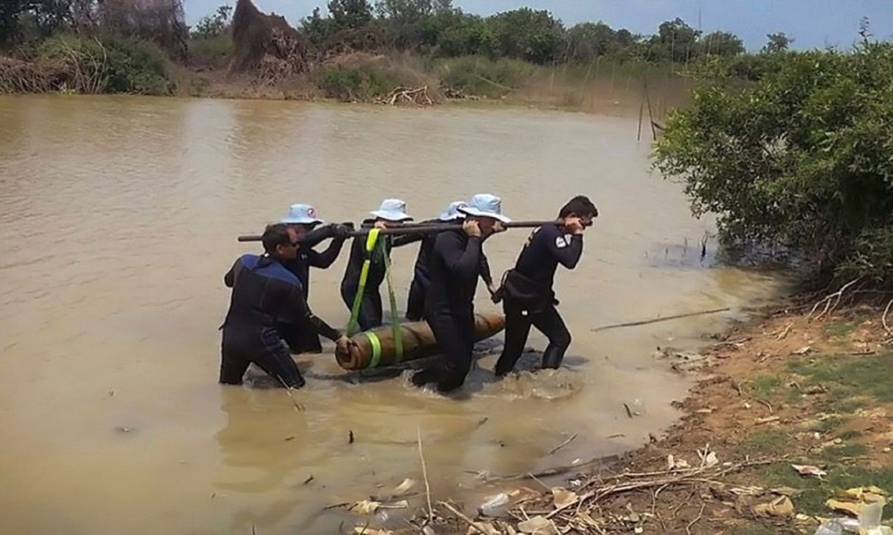 Cambodia Recovers War-Left U.S. Massive Aerial Bomb From Riverbed In Capital