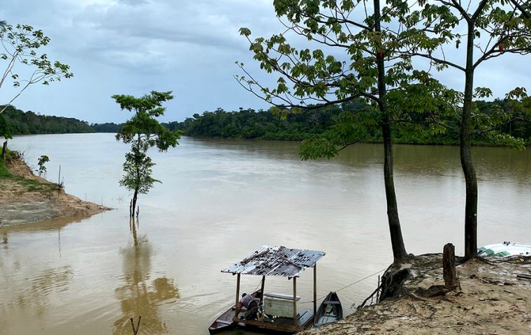 Journalist Phillips’s boat found in bottom of Amazonia river