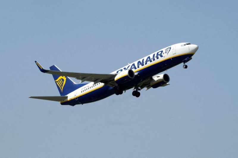 Ryanair’s Spanish cabin workers plan to prolong strikes until January