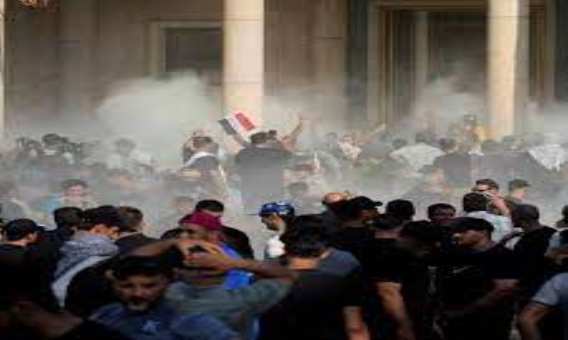 12 Killed As Al-Sadr Supporters Stormed Iraqi Gov’t Offices In Baghdad