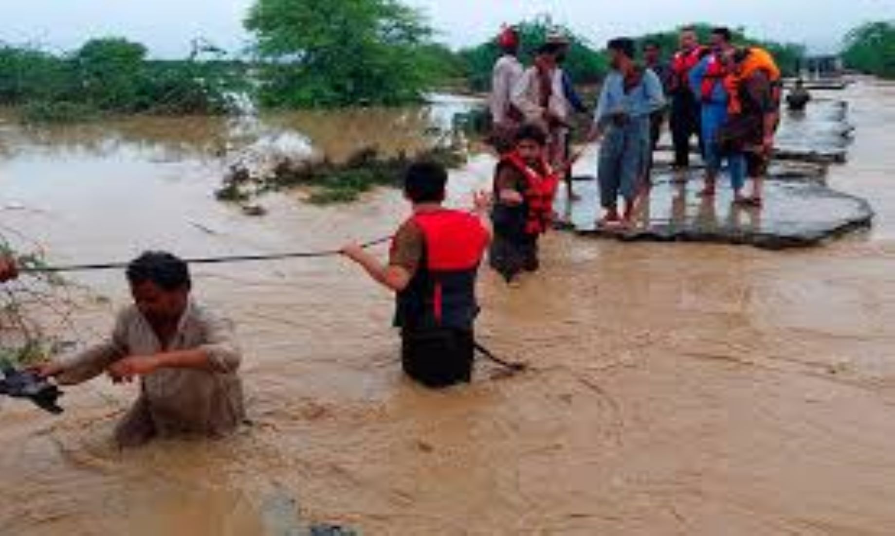 Pakistani PM Set Up Relief Fund For Flood-Affected People