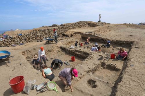 Archaeological discovery in Peru: 76 graves of sacrificed children found in Huanchaco