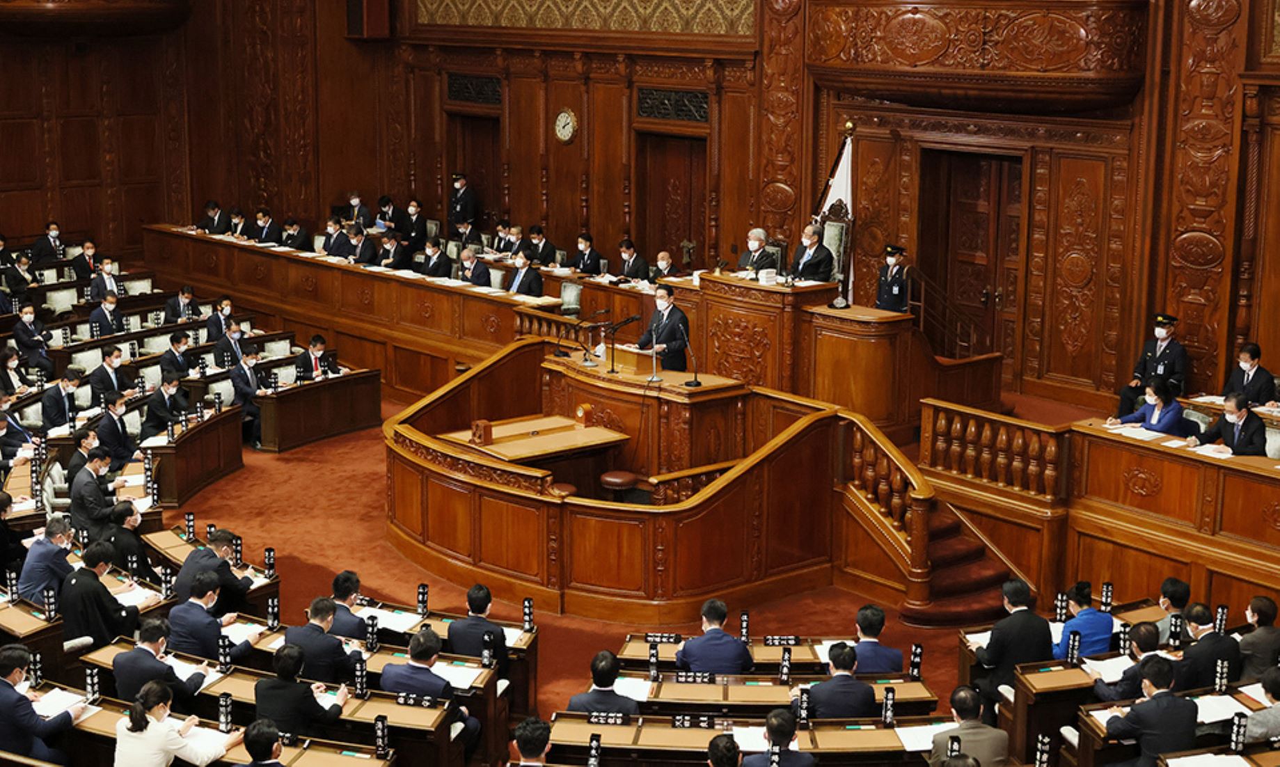 Japanese Cabinet’s Approval Rate Dives Into “Danger Zone”: Poll